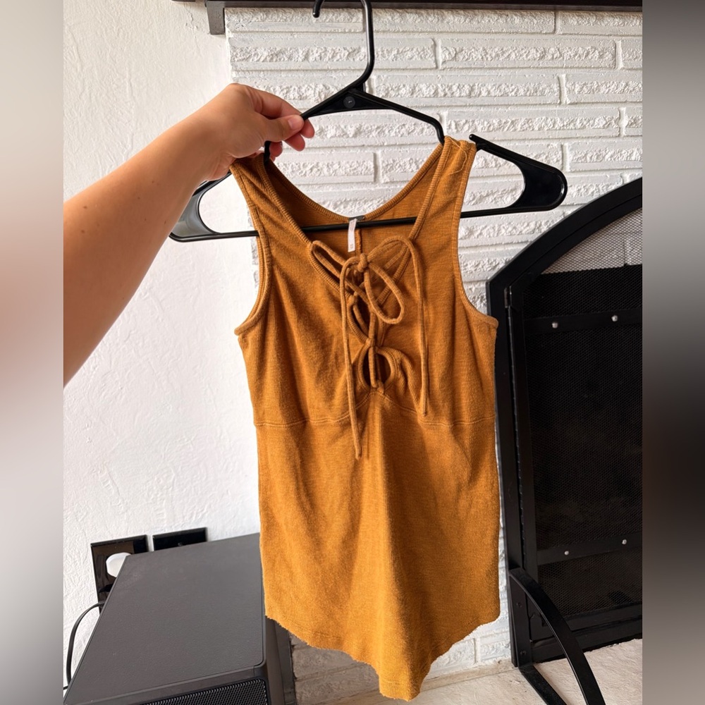 Free People Brown Criss Cross Tie Tank Top. Size XSmall. Excellent Condition!